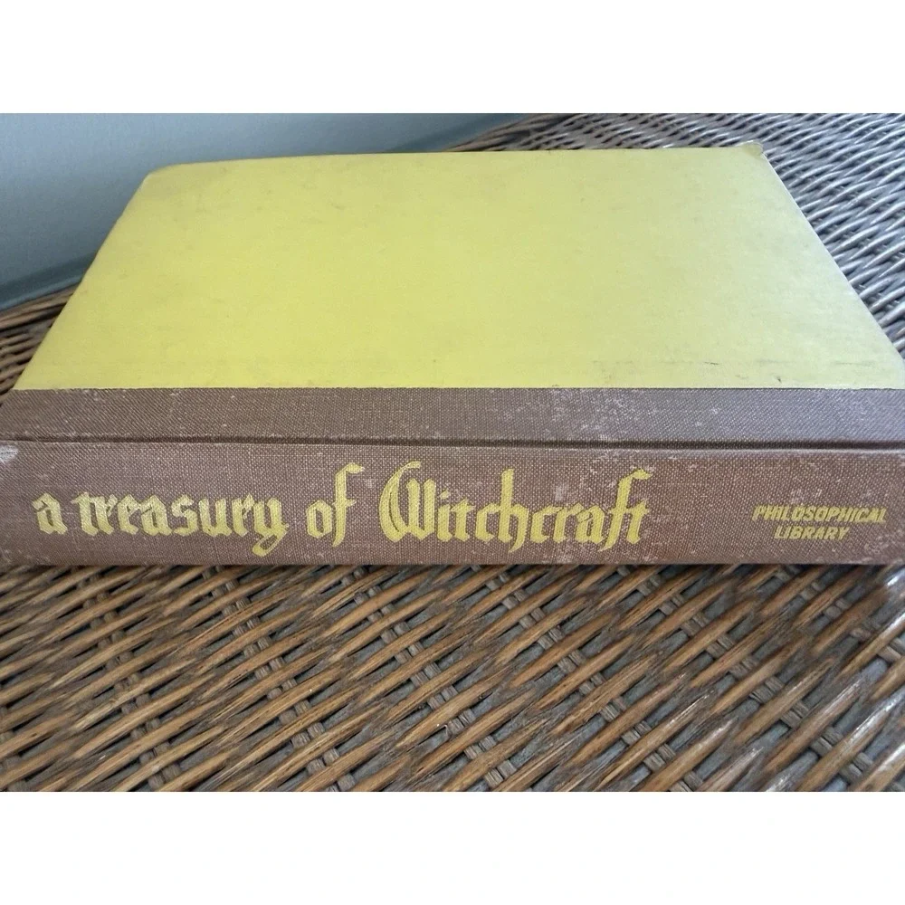 A Treasury of Witchcraft - Wedeck OCCULT MAGIC DEMONOLOGY SATANISM 1961 HC